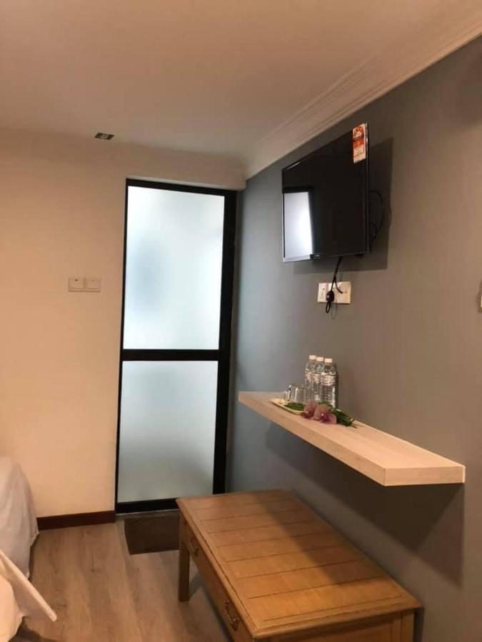 Kapit Hotel